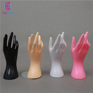 Mannequin hand